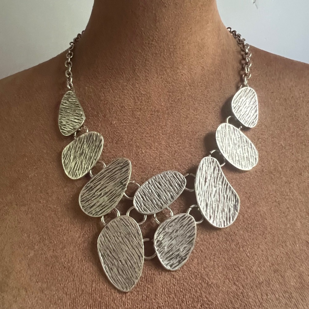 Sultan Collection Silver Tone Hammered Pebble Statement Necklace 20in Eclectic